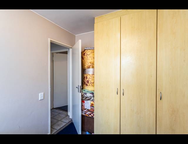 2 BEDROOM APARTMENT FOR SALE IN TYGER WATERFRONT